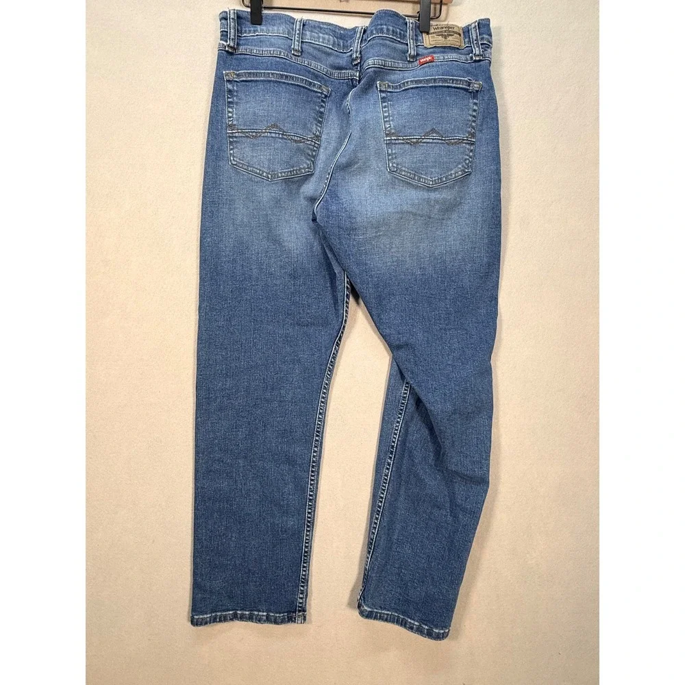 Wrangler Premium Workwear Quality Athletic Fit Mens Blue Denim Jeans 38x30